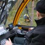 harvesterioperaator juhtkangidega
