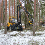 sampo rosenlew metsatraktorid HR46X ja FR28
